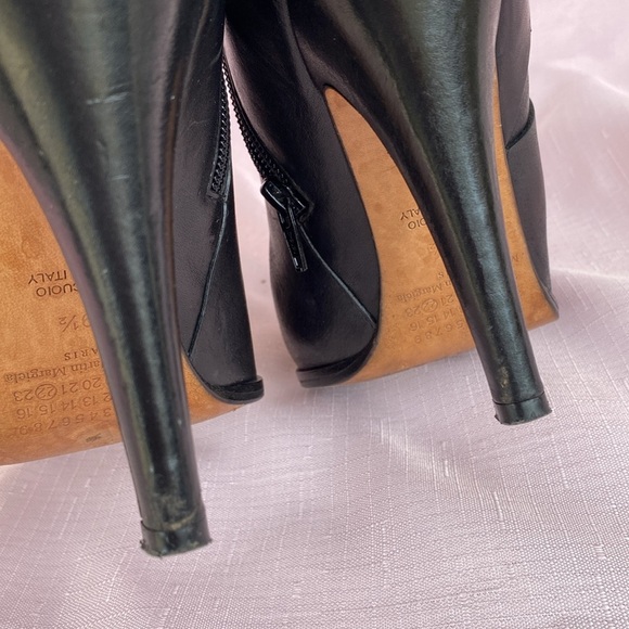 Maison Martin Margiela
Leather Boots - Picture 6 of 8